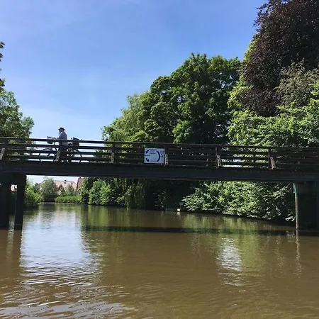 Anchor House Directly On The Sluice بيت للعطل